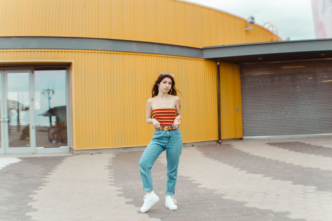 Photo mom fit jeans